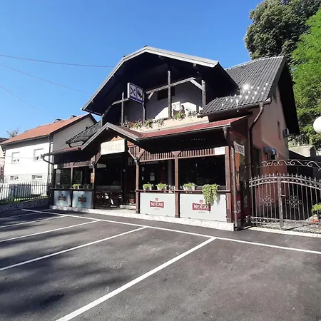 Apartmani I Sobe 