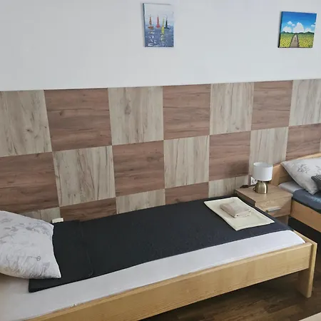 Apartmani I Sobe 