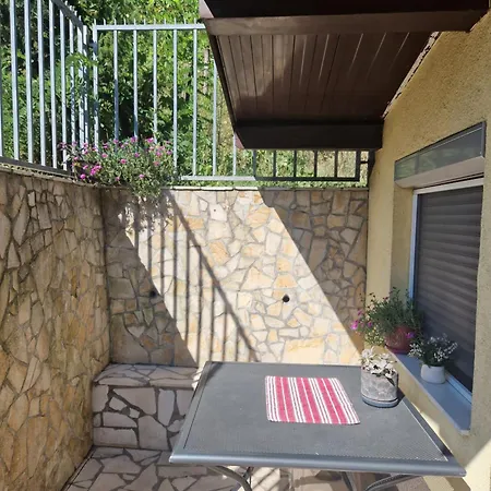 Apartmani I Sobe 