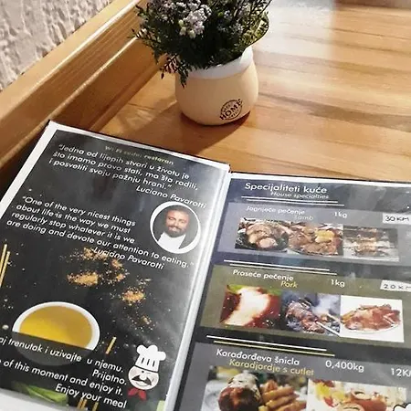 Bed & Breakfast Restoran I Sobe 