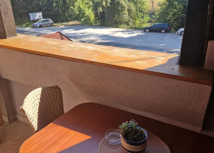 Alojamento de Acomodação e Pequeno-almoço Restoran I Sobe 