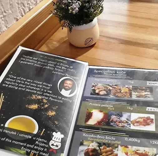 Alojamento de Acomodação e Pequeno-almoço Restoran I Sobe 